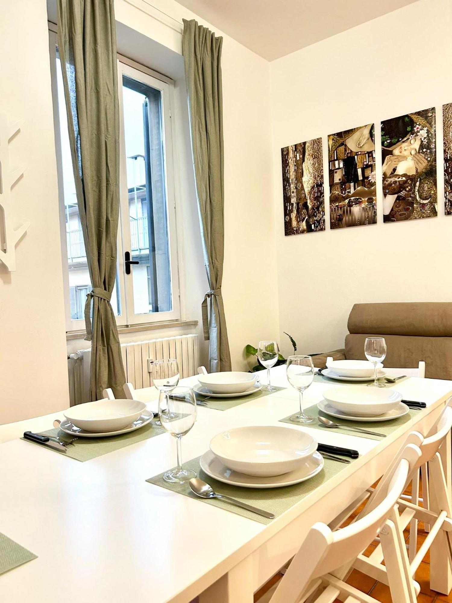 Apartment Golden Star Milano *